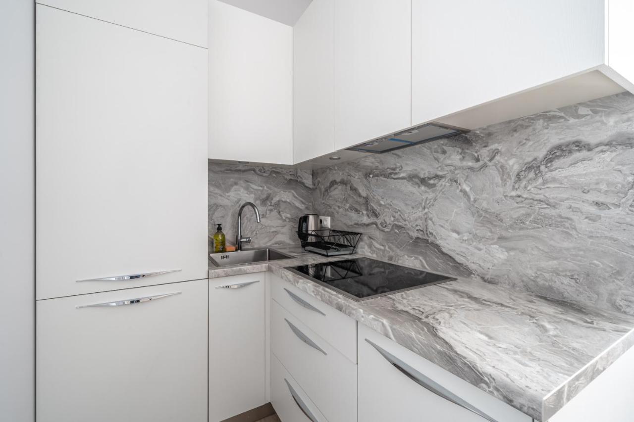 New Comfortable 2 Bedroom Cottage W/Big Terrace Jūrkalne エクステリア 写真